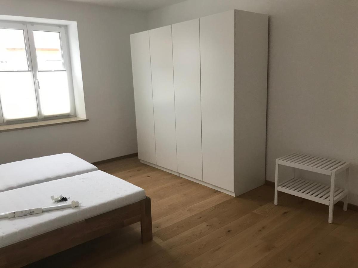 Frundsberg-Apartment ميندلهايم المظهر الخارجي الصورة